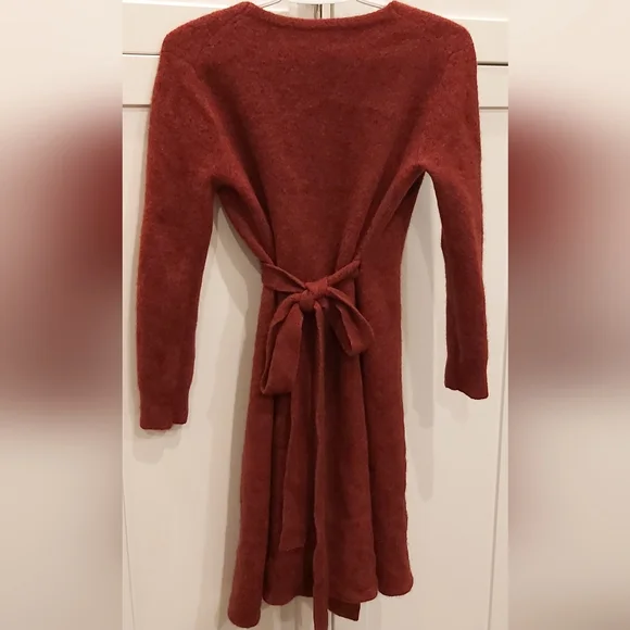 Baby Yak Italian plush knit wrap dress - Picture 3 of 4